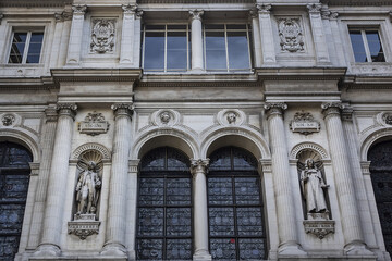 Fototapeta na wymiar Architectural fragments of City Hall of Paris (Hotel de Ville de Paris) neo-renaissance style building - seat of the Paris City Council since 1357. Paris, France.