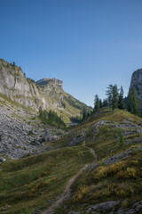 Obraz premium Unterwegs im Toten Gebirge