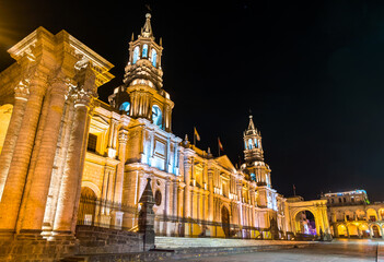 Fototapeta na wymiar Basilica Cathedral at Plaza De Armas of Arequipa in Peru