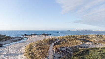 Fototapeta na wymiar path to the beach of Barrañán in the atlantic coast of Arteixo, Galicia
