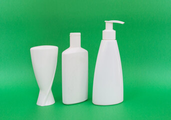 Cosmetic bottle mock up. white jars, bath accessories, face and body care,
empty beauty products