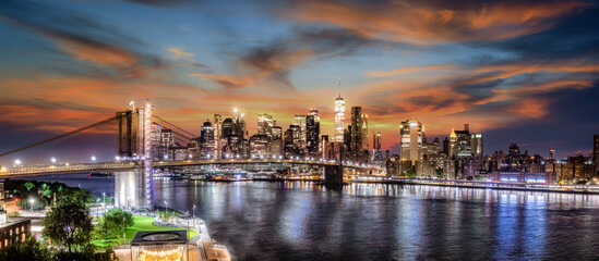 Naklejka premium Manhattan Brooklyn Bridge