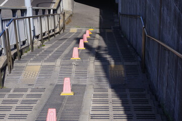 地下道への階段