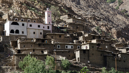 Fototapeta na wymiar village in high Atlas mountains , morocco