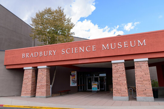 Bradbury Science Museum sign on the facade of chief public facility of Los Alamos National Laboratory - Los Alamos, New Mexico, USA - 2021
