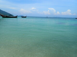 タイ　リペ島のサンライズビーチ