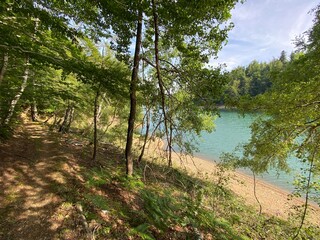Hiking and recreational trails along Omladinsko Lake or bicycle paths around Lokvarsko Lake, Lokve - Croatia (Pješačko-biciklističke staze oko Omladinskog ili Lokvarskog jezera, Lokve - Hrvatska)