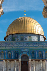 Fototapeta na wymiar Dome of the Rock Islamic shrine on Temple Mount, Jerusalem, Israel