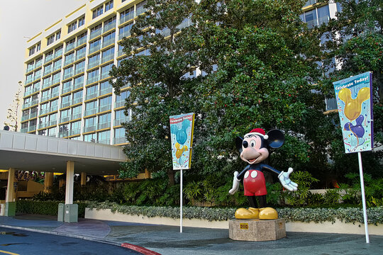 ANAHEIM, CALIFORNIA - Nov 26,2010 : Exterior entrance to Disney s Disneyland Hotel in Anaheim, California. Disneyland Hotel is a resort hotel located at the Disneyland Resort. 
