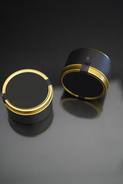 Coffee packaging tin