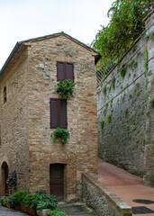 Fototapeta na wymiar Haus in der Altstadt von San Gimignano Toskana