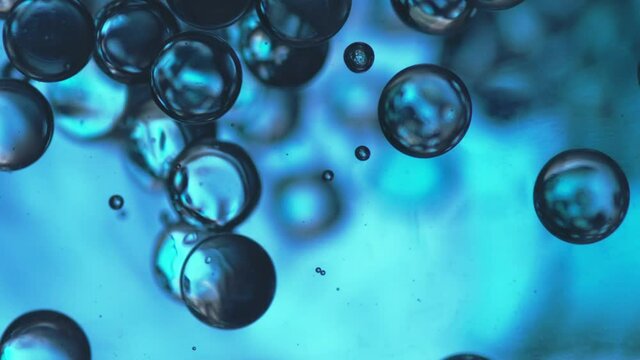 spheres moving under Water 