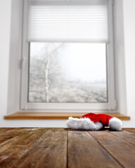 Obraz premium Desk of free space and winter window 