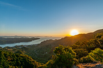宇和海に沈む夕陽
