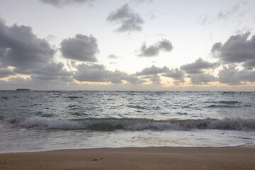 Fototapeta premium waves at sunset