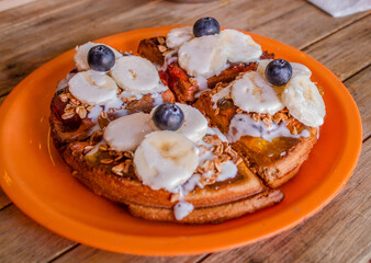 waffles with banana