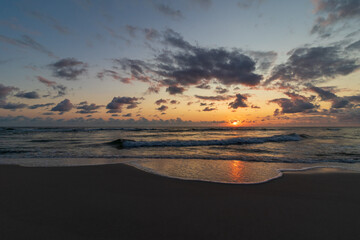 Fototapeta premium sunrise on the beach