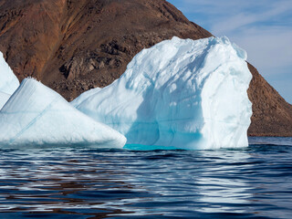 photos of mountains, sea ice, glaciers and oceans from the Canadian arctic