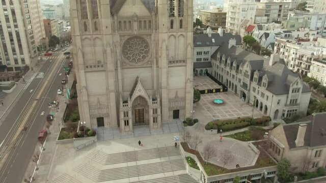 Aerial: Grace Cathedral on Nob Hill, San Francisco, USA