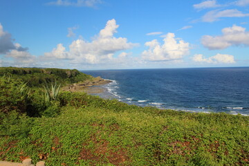 沖縄平和記念公園から臨む海岸線　沖縄県糸満市