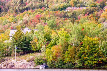 Obraz premium The resort on the lake with mountains