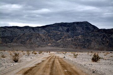 gravel road in the Daeth Valley National Park driving with a 4x4 SUV