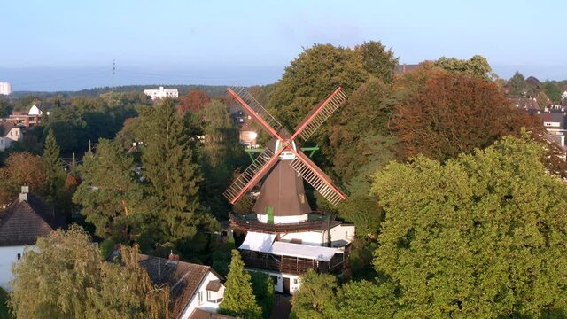 Bergedorfer M&uuml;hle am Schillerufer, Luftaufnahme