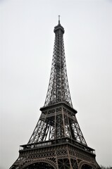 Fototapeta na wymiar The famous Eiffel Tower in Paris, France