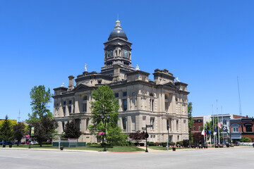 Fototapeta na wymiar The Clinton County Courthouse is a historic courthouse located at 50 North Jackson Street in Frankfort, Clinton County, Indiana, United States. 