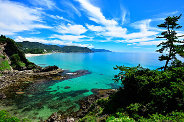 どこまでも続く「青」