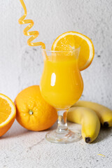 Backgrounf with fresh orange and kiwi juice 