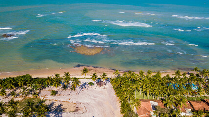 Fototapeta premium Arraial D'ajuda - Aerial view of Pescadores beach - Beach in Arraial D'ajuda, Porto Seguro, Bahia