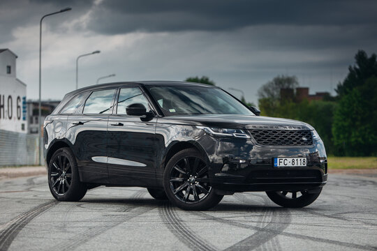 Range Rover Velar at the city street