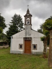 Fototapeta premium Capilla de las Ermitas en Cospeito, Galicia
