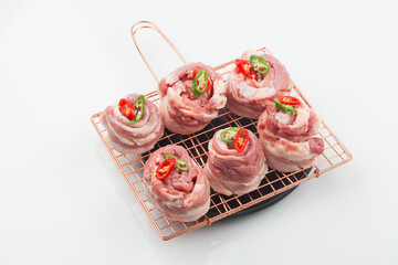 돼지고기,삼겹살,날것,누끼,돼지고기,사람없음,삼겹살,신선,실내,요리,육류,음식,음식재료,조각