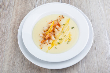 shrimp soup with shrimp puree