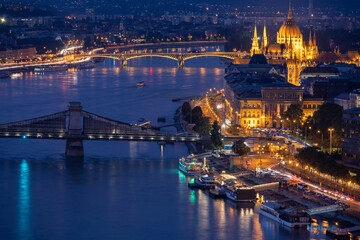Fototapeta na wymiar amazing architecture of Budapest at dusk, Hungary