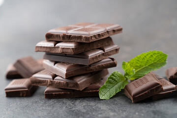 chocolate tower pieces chocolates with mint. recipe Cooking handmade chocolate bar, dessert, candies