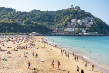 Obraz premium Ondarreta beach in San Sebastian