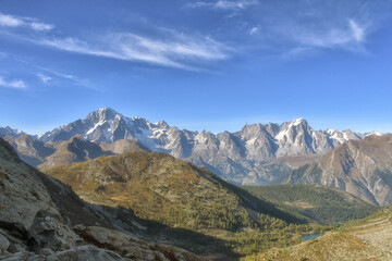 Fototapeta premium View of Mont Blanc and the Grand Jorasses