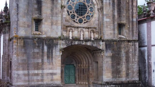 Mosteiro de Pombeiro, Felgueiras, Portugal, vista a&eacute;rea da fachada