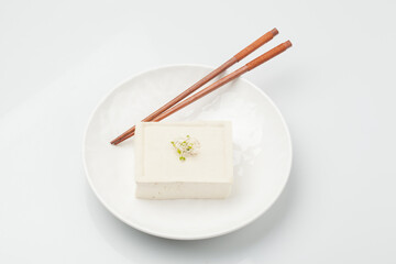 콩,건강식품,곡식,노란콩,누끼,단백질,대두,두부,메주콩,사람없음,슈퍼푸드,스튜디오,식기류,신선,실내,오브젝트,웰빙,유기농,음식,음식재료,접시,준비,컨셉,콩