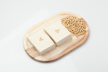 콩,건강식품,곡식,노란콩,누끼,단백질,대두,두부,메주콩,사람없음,슈퍼푸드,스튜디오,식기류,신선,실내,오브젝트,웰빙,유기농,음식,음식재료,접시,준비,컨셉,콩