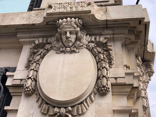blank shield or crest