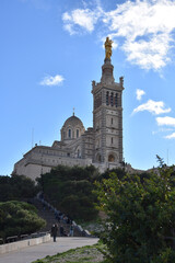 Fototapeta na wymiar visit of the monuments of Marseille, basket district