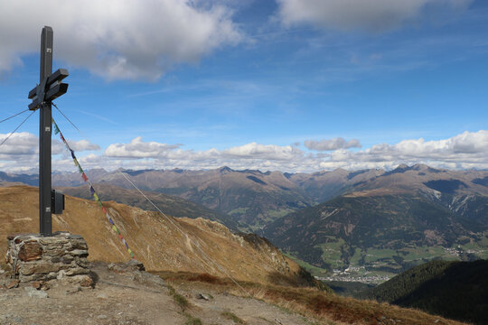 Gipfelkreuz auf der Hornischegg, Karnische Alpen