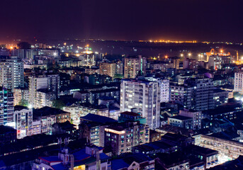 Fototapeta na wymiar Nightscape - Yangon.jpg 