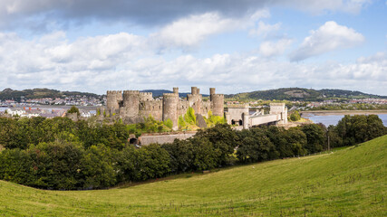 Fototapeta na wymiar Conwy Castle panorama