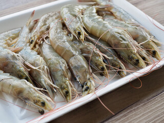 신선한 해산물 생 새우, 요리재료