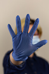 Covid-19, corona, rękawiczki ochronne, maseczka, dezynfekcja, wirus